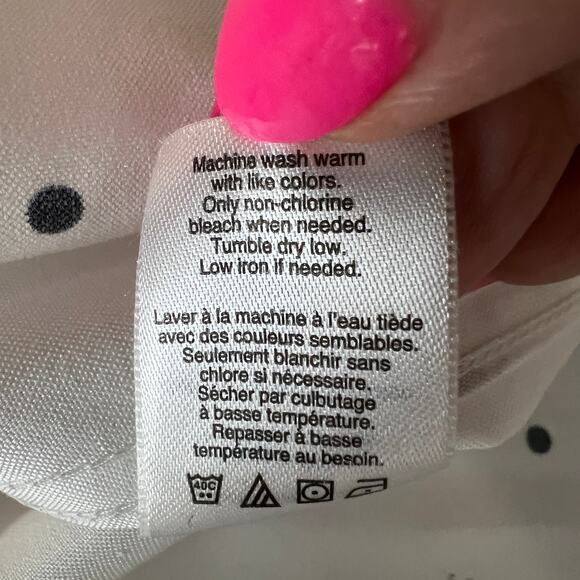 Coldwater Creek 100% Cotton White with Ladybug Print Button Up Blouse 14P NWT - Picture 8 of 9